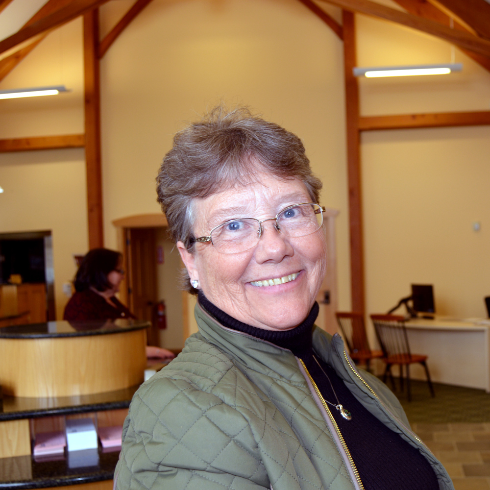 Leanna Wilbur inside bank